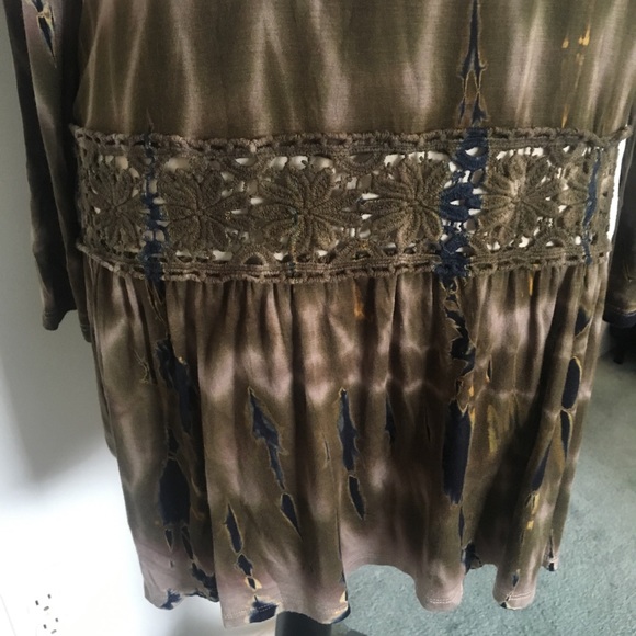 Olivia- Tie Dye Dress - Picture 2 of 6